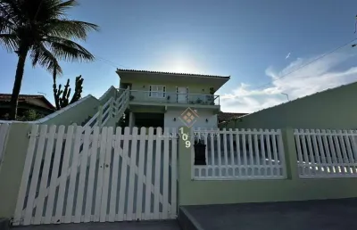Casa com 2 dormitórios à venda, 141 m² por r$ 500.000,00 - praia linda - são pedro da aldeia/rj