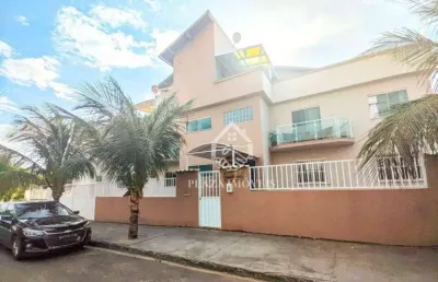 Apartamento com 2 dormitórios para alugar, 98 m² por r$ 2.690,00/mês - centro - são pedro da aldeia/rj