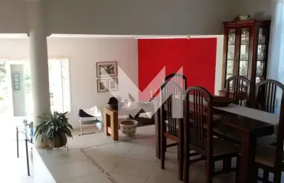 Oportunidade de compra em casa em condominio no jardim ibiratiba