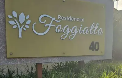 Terreno em condomínio fechado à venda na rua oristela foggiatto, 40, costeira, são josé dos pinhais, 128 m2 por r$ 245.000