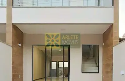 Casa com 2 quartos à venda na Rua Martin Pescador, 2198, Bombas, Bombinhas