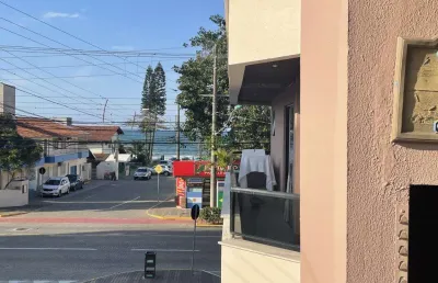 Apartamento com 2 quartos para alugar na Avenida Leopoldo Zarling, 2730, Bombas, Bombinhas