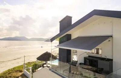 Casa com 3 quartos para alugar na Rua Domingos Jaques, 76, Balneário Perequê, Porto Belo