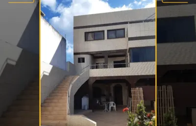Vendo ótima casa com 4 dormitórios na praia campista em macaé