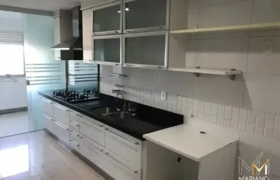 Vendo lindo apartamento com 3 quartos e 3 banheirtos  na glória em macaé