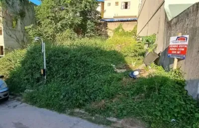Vendo ótimo terreno de 200 mt na granja dos cavaleiros em macaé
