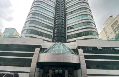 Apartamento com 3 quartos à venda na Rua 280, 138, Meia Praia, Itapema