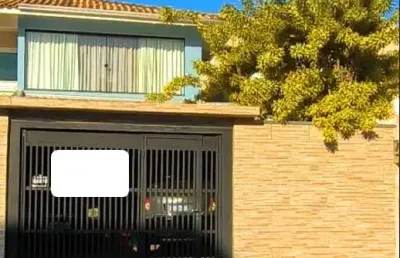 Casa com 3 quartos à venda na Rua Berlim, 109, Santa Regina, Camboriú