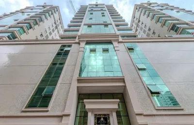 Apartamento com 3 quartos à venda na Rua 129 C, 331, Centro, Itapema
