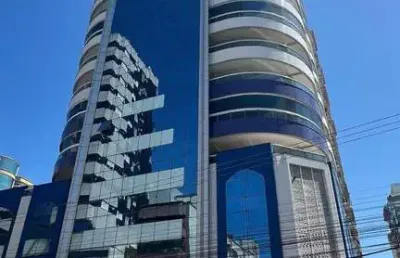 Apartamento com 4 quartos à venda na Rua Nereu Ramos, Esquina Com A 226, 3400, Meia Praia, Itapema