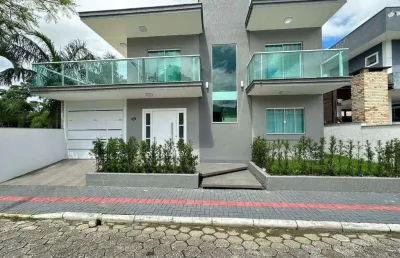 Casa em condomínio fechado com 4 quartos à venda na Rua 700, 222, Casa Branca, Itapema