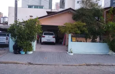 Casa em condomínio fechado com 7 quartos à venda na Rua 290, 395, Meia Praia, Itapema