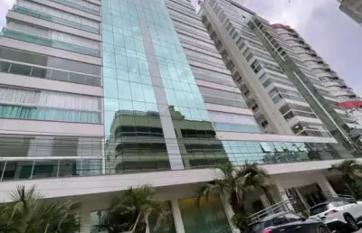 Apartamento com 4 quartos à venda na Rua 277, 231, Meia Praia, Itapema