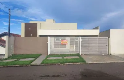 Casa com 3 quartos à venda na Rua João Pagnan, 136, 136, Jardim Santa Mônica, Cambé