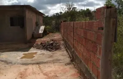 Casa com 1 quarto à venda no Centro, Esmeraldas 