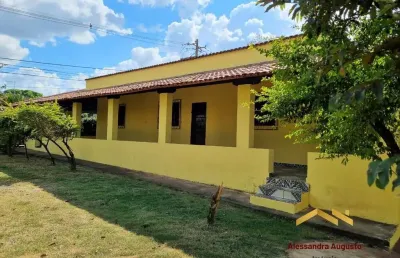 Casa com 3 quartos à venda no Centro, Capim Branco 