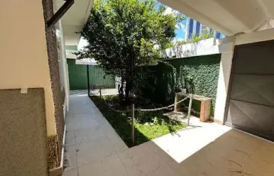 Casa comercial com 2 salas para alugar na Rua Santo Antônio, Centro, Guarulhos