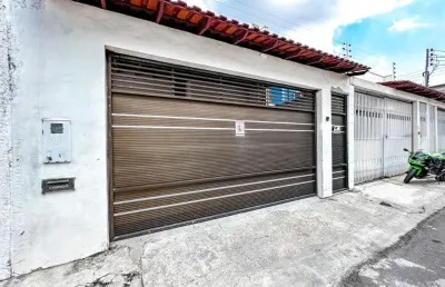 Casa duplex com 2 suites e 2 vagas cobertas no são jorge