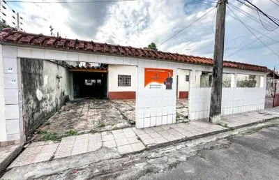 Casa de 222m² com 3 quartos sendo 1 suítes e 5 vagas -  para investimento no parque 10