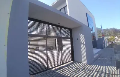 Casa em condomínio fechado com 3 quartos à venda no Ilha da Figueira, Jaraguá do Sul 