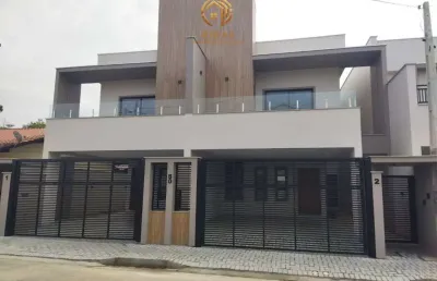 Geminado duplex de alto padrão com 03 suítes no bairro amizade em jaraguá do sul