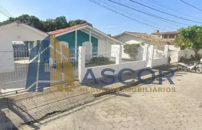 Casa com 4 quartos à venda na rua osvaldo rogério braga, --, ingleses, florianópolis por r$ 998.000
