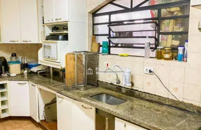 Casa com 3 quartos à venda na Rua José Abel Galvão, --, Jardim Regis, São Paulo