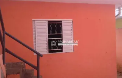 Vendo ótima casa na região do jardim cliper com 2 quartos, sala, cozinha, banheiro, 1 vaga de garagem, quintal e edícula com banheiro