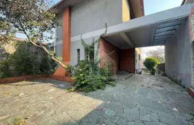 Casa com 4 quartos para alugar na Rua Antônio Gomide, --, Planalto Paulista, São Paulo