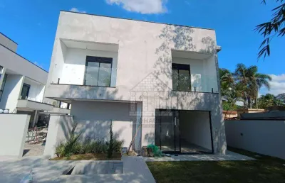 Casa em condomínio fechado com 4 quartos à venda na Rua Carlos Baptista de Magalhães, --, Jardim Prudência, São Paulo