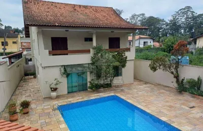 Sobrado com 4 quartos à venda ou aluguel no chácara meyer