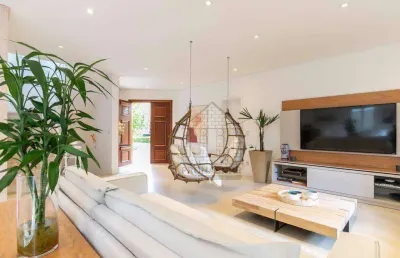 Casa com 4 quartos à venda na Rua Job Lane, --, Alto da Boa Vista, São Paulo