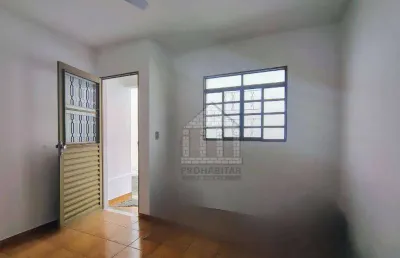Casa com 2 quartos para alugar na Rua Joaquim de Almeida, --, Mirandópolis, São Paulo
