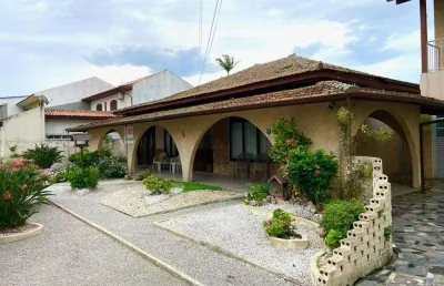 Casa com 2 quartos à venda na Rua José da Costa Vaz, 46, Praia Comprida, São José