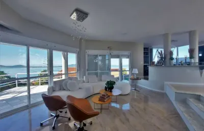 Casa com 3 quartos à venda na Rua Deputado Francisco Mascarenhas, 321, Itaguaçu, Florianópolis