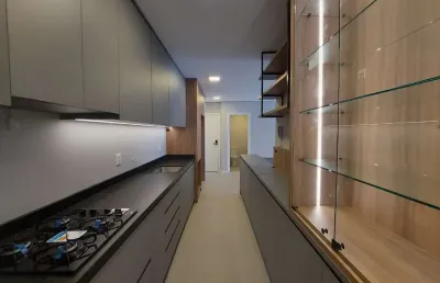 Apartamento com 3 quartos para alugar na Rua Marcílio Dias, 265, Jardim Atlântico, Florianópolis
