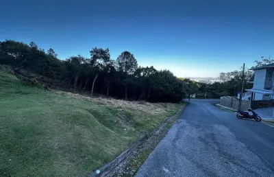 Terreno à venda na Rua Rui Pfutzenreuter, 1, João Paulo, Florianópolis