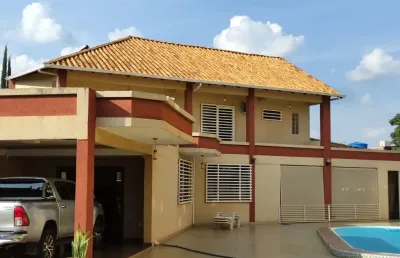 Oportunidade sobrado com lote de 800 metros barato.
