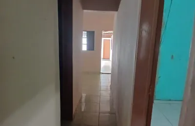 Casa 03 quartos qr 203 samambaia norte aceita carro de menor valor
