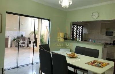 Sobrado maravilhoso para alugar, com 4 dormitórios,, 235 m² por r$ 4.200/mês - villa branca - jacareí/sp