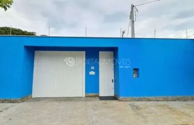Casa mobiliada com infraestrutura moderna e amplos espaços em porto belo