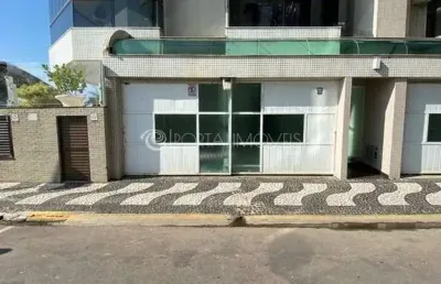 Apartamento com 4 quartos para alugar na Rua 251, 39, Meia Praia, Itapema