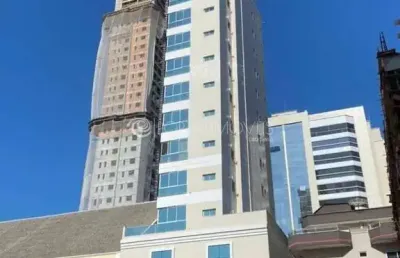Apartamento com 3 quartos à venda na Avenida 294, 71, Meia Praia, Itapema