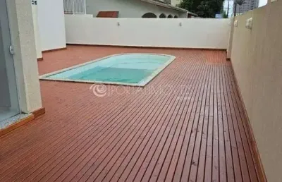 A poucos passos do mar: apartamento mobiliado com 2 suítes em porto belo
