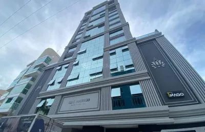 Apartamento mobiliado e decorado no residencial ilhas maurício – 3 suítes em meia praia, itapema