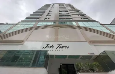 Jade tower residence: sofisticação e vista lateral para o mar - 3 suítes em edifício quadra-mar