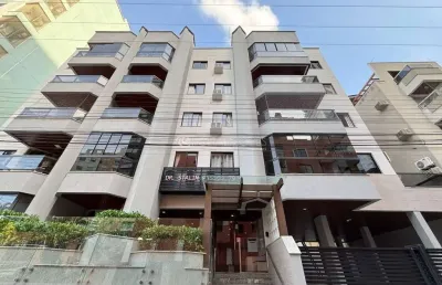 Apartamento mobiliado de 3 dormitórios com sacada fechada e churrasqueira no centro de itapema