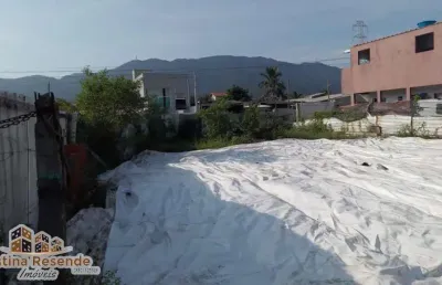 Terreno à venda no jardim tarumãs, caraguatatuba , 303 m2 por r$ 130.000