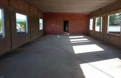 Casa com 3 quartos à venda na avenida geraldo nogueira da silva, pontal de santa marina, caraguatatuba, 500 m2 por r$ 1.600.000