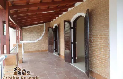 Casa à venda no centro, caraguatatuba  por r$ 980.000